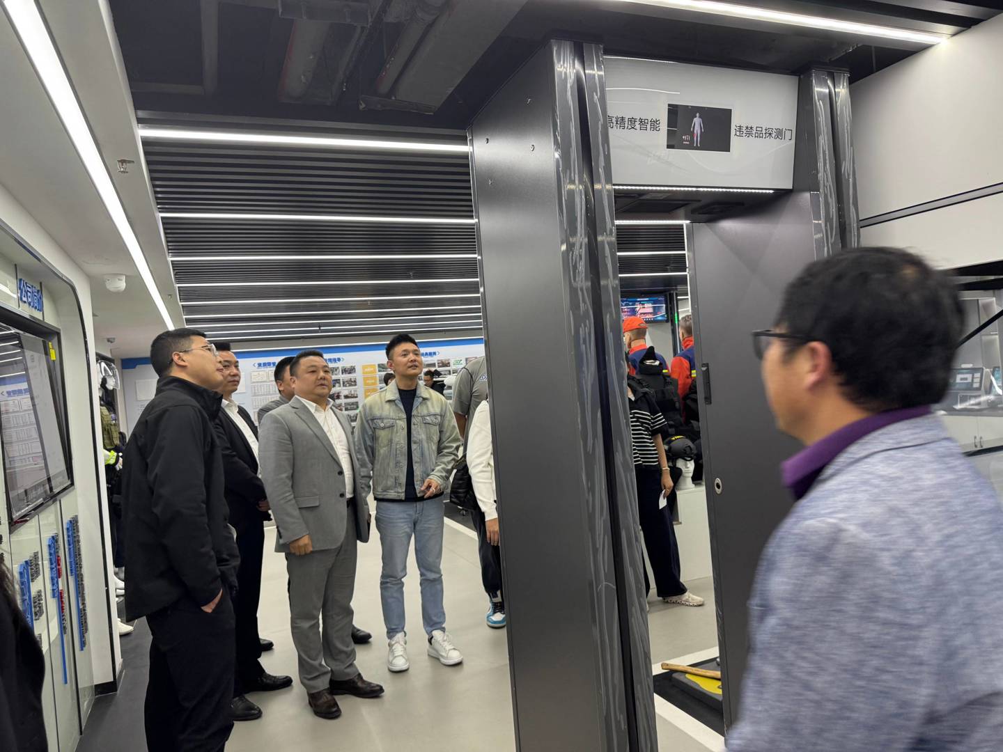 印度尼西亚Alimenta集团王沙董事长一行莅临守门神科技集团